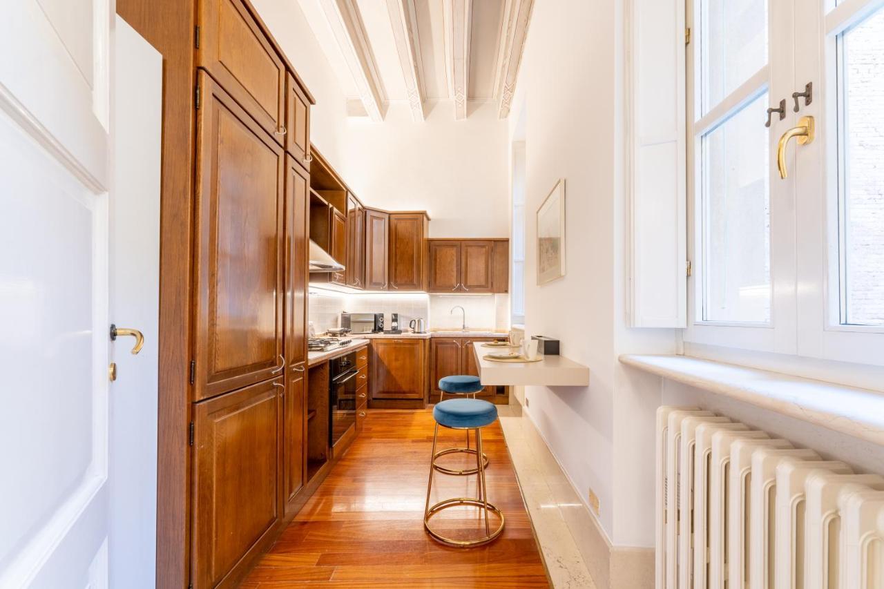 Corso Cavour Luxury Apartment 维罗纳 外观 照片
